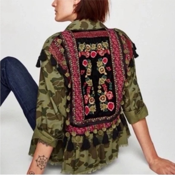 Zara Green Camouflage Army Jacket Boho
Embroidered Floral Tassel Womens Sz S - Picture 1 of 15